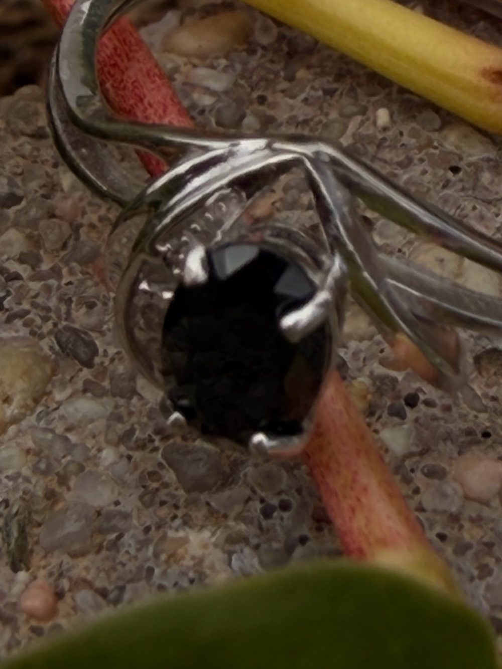 10K White Gold Black Sapphire & Diamond Ring Size 7 Genuine Gemstones|0.612 CTW - Picture 10 of 14